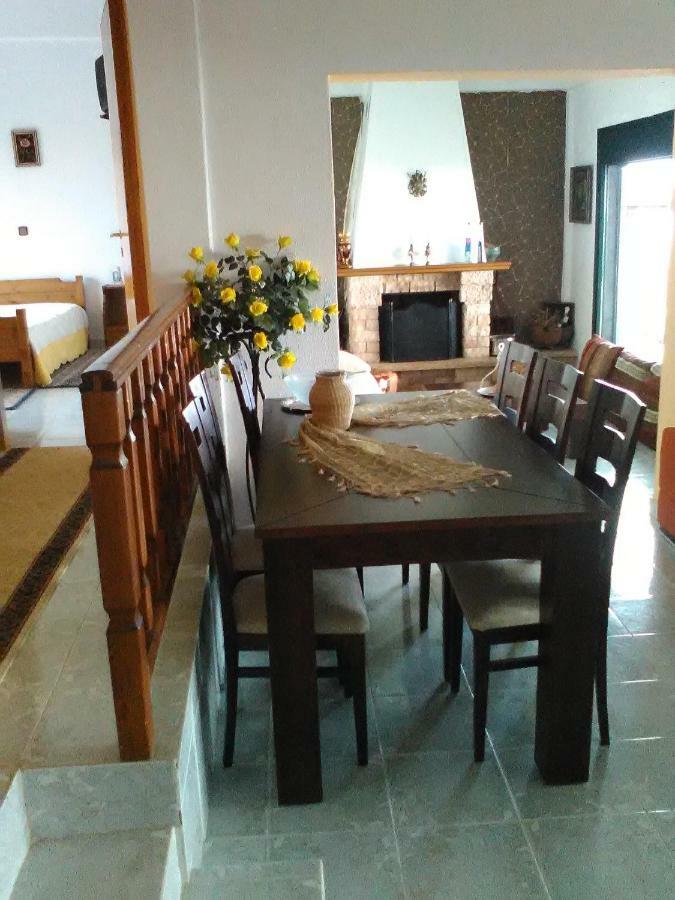 Villa Sea Esta Marónia Bagian luar foto