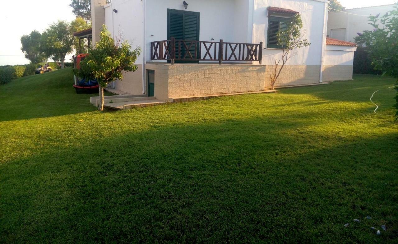 Villa Sea Esta Marónia Bagian luar foto